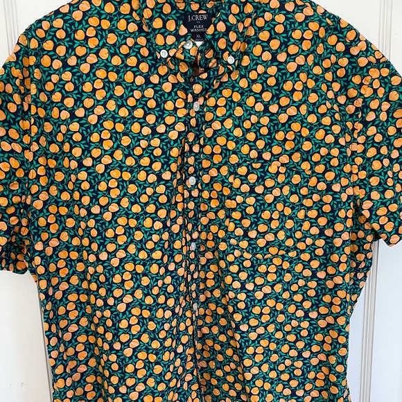 Mens J.Crew Outlet short sleeve button up shirt, w/chest pocket. Peach Print XL - Picture 4 of 7